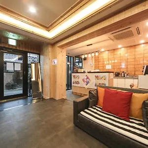 insadong-r-guesthouse.hotels-seoul.net/